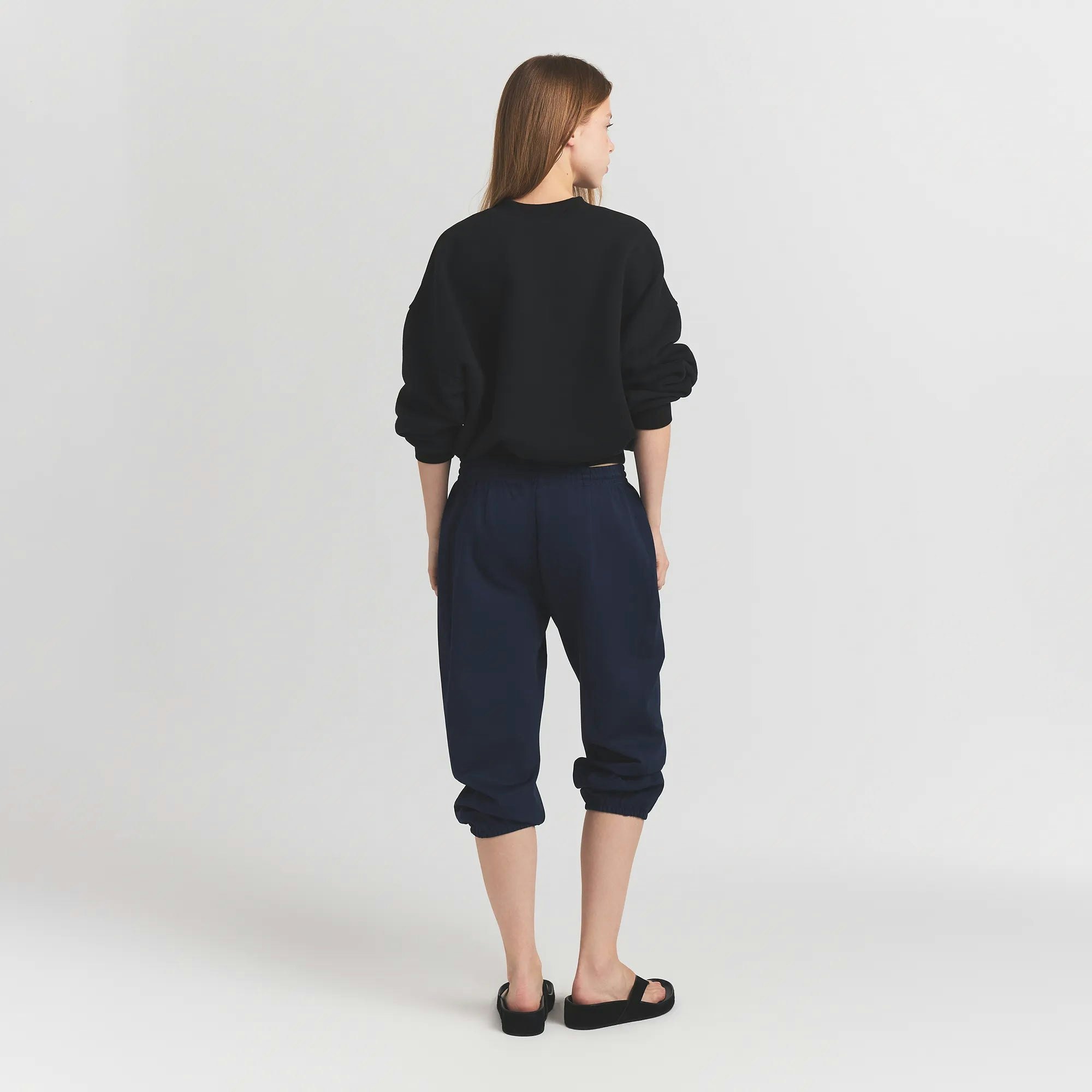 Heavyweight Crepe Cropped Jogger - 4